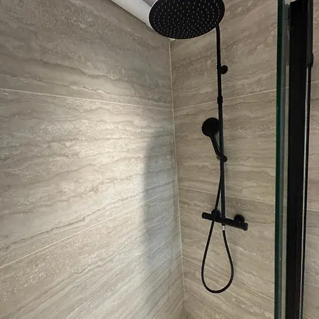 Dauphine - Modern Appartement